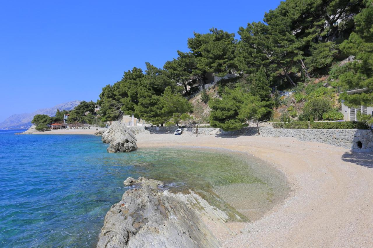 Apartments With A Parking Space Brela, Makarska - 6043 מראה חיצוני תמונה