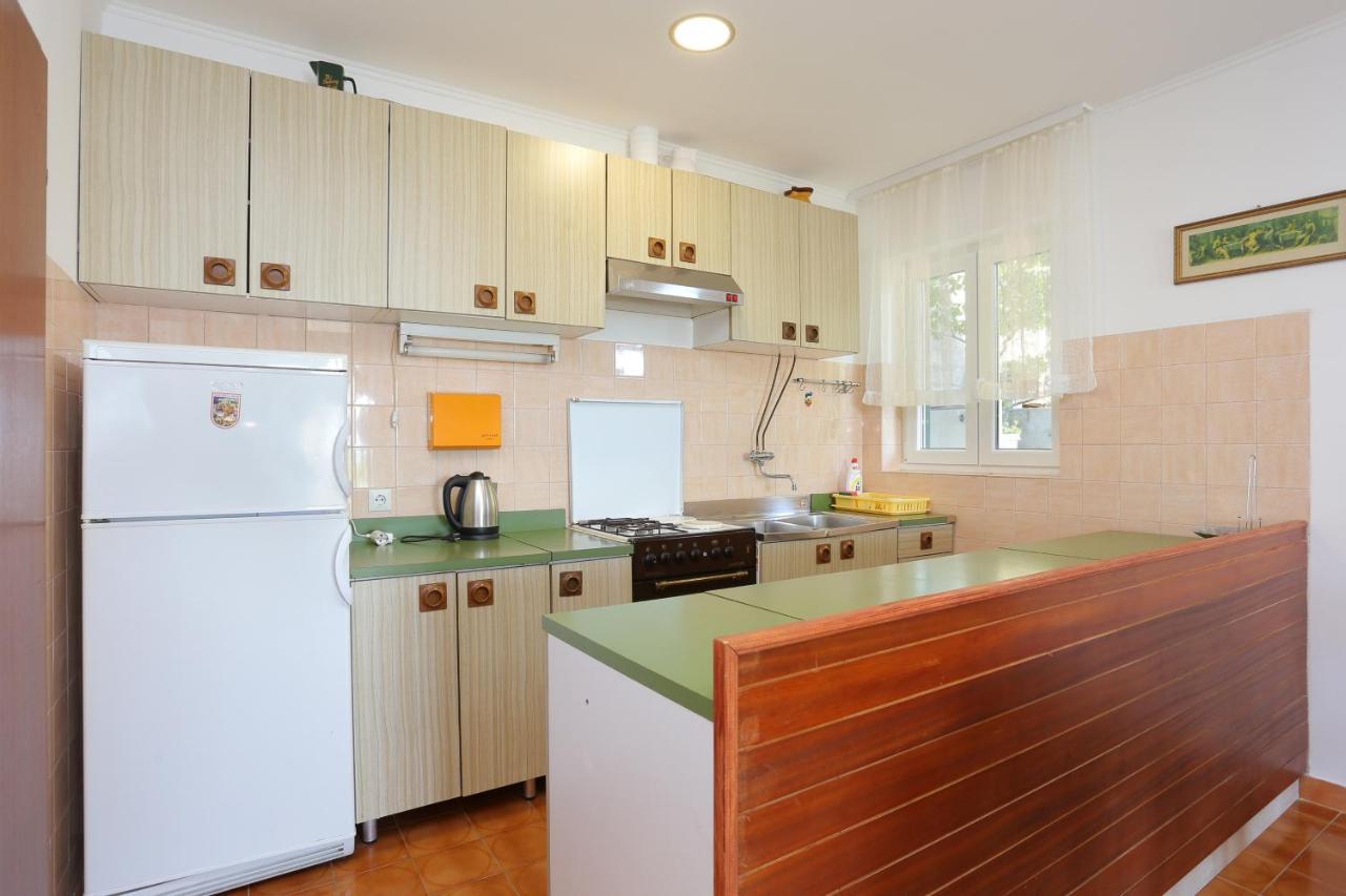 Apartments With A Parking Space Brela, Makarska - 6043 מראה חיצוני תמונה