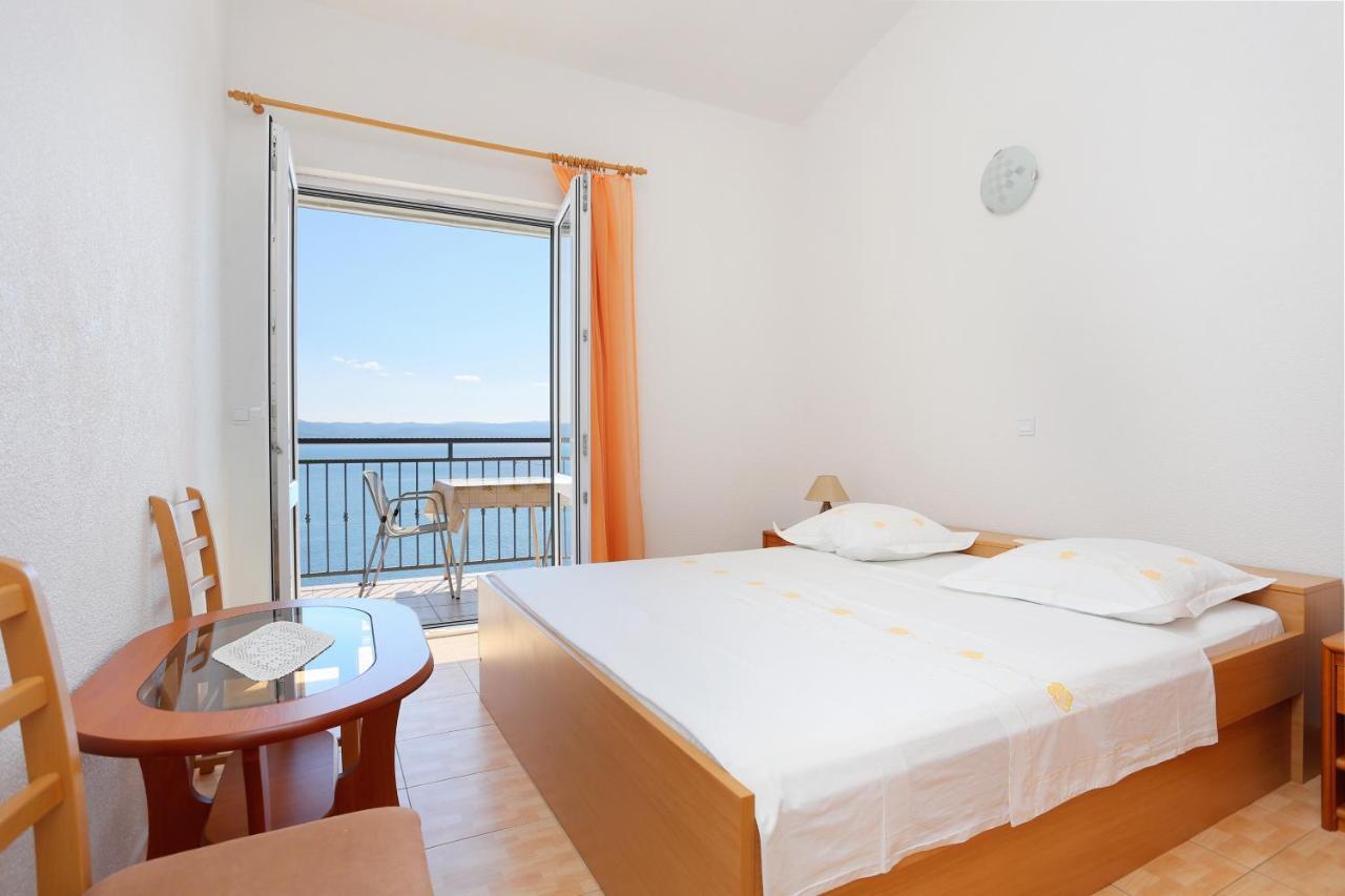 Apartments With A Parking Space Brela, Makarska - 6043 מראה חיצוני תמונה