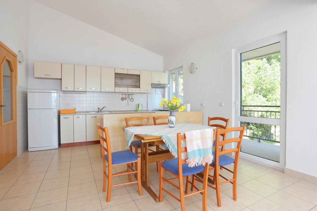 Apartments With A Parking Space Brela, Makarska - 6043 מראה חיצוני תמונה